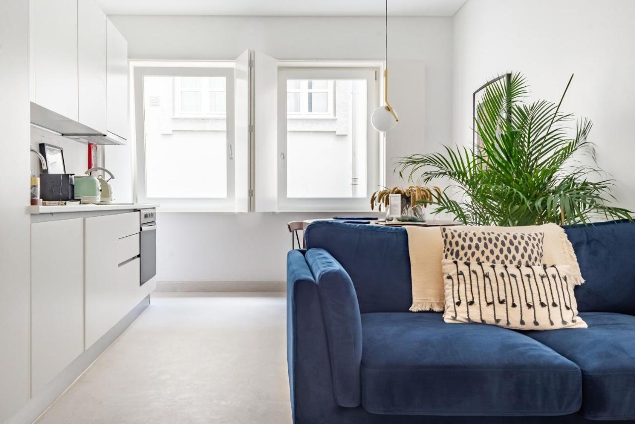 Decompress At A Tranquil, Minimal Urban Oasis With An Edge Apartman Porto Kültér fotó