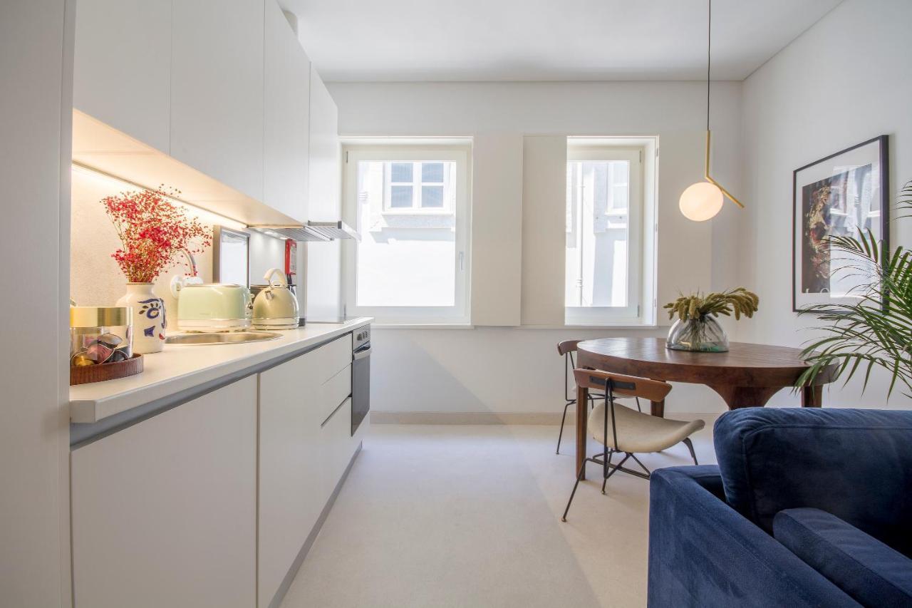 Decompress At A Tranquil, Minimal Urban Oasis With An Edge Apartman Porto Kültér fotó
